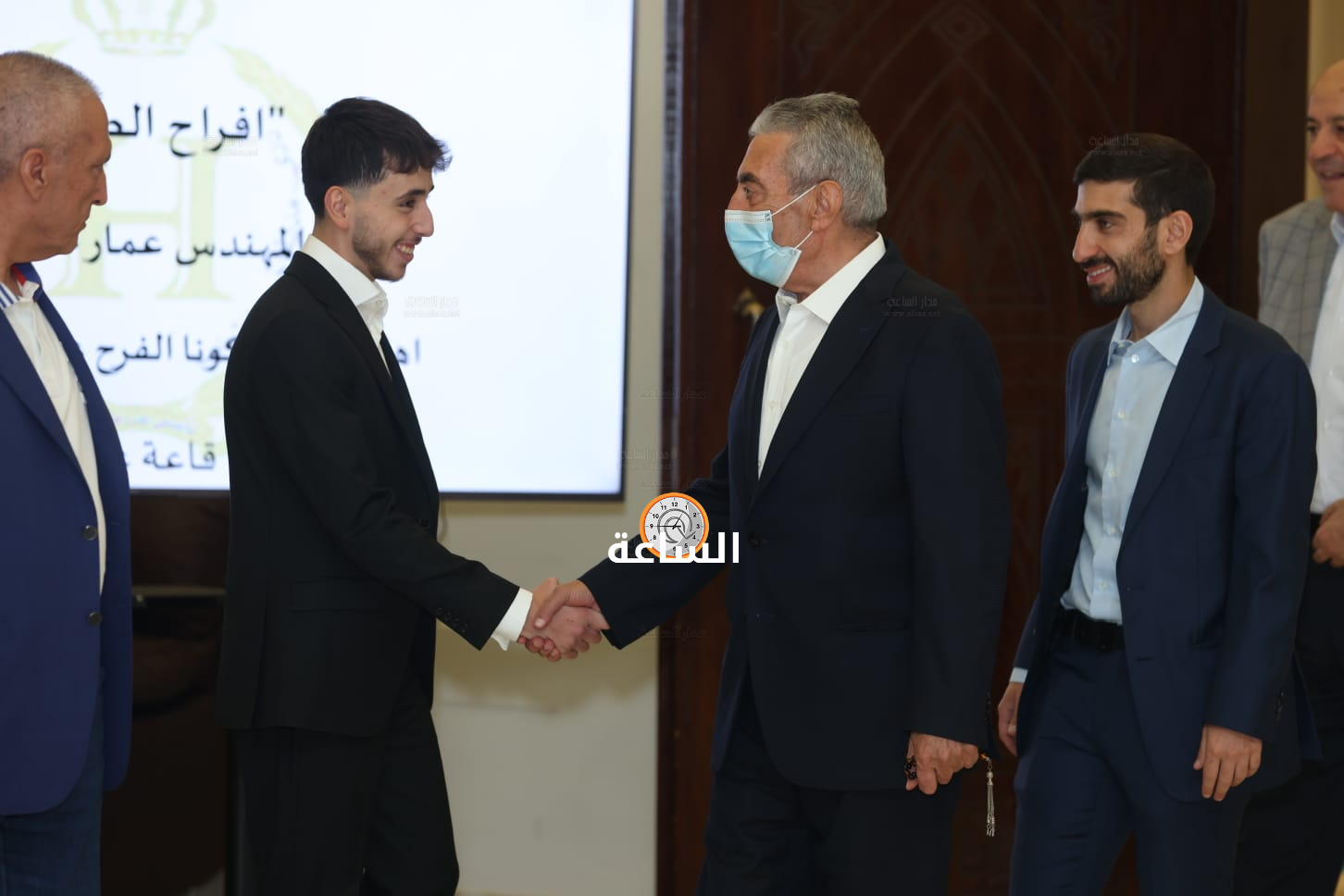 Madar Al-Saa Images 0.12418169214629571