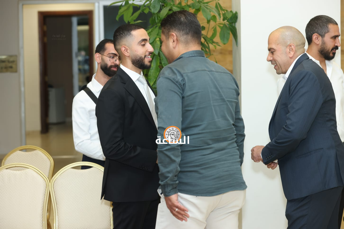 Madar Al-Saa Images 0.1984764296939