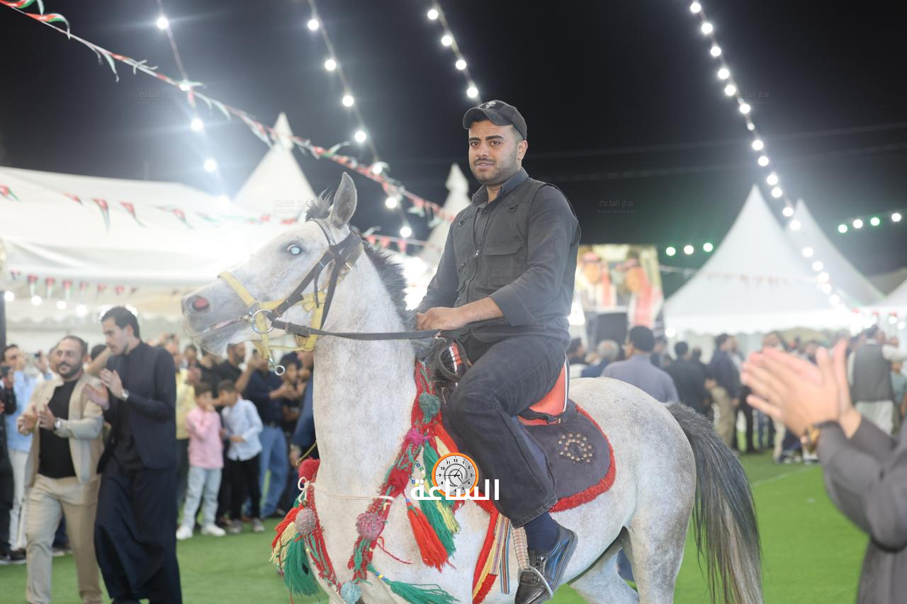 Madar Al-Saa Images 0.6153730100836349