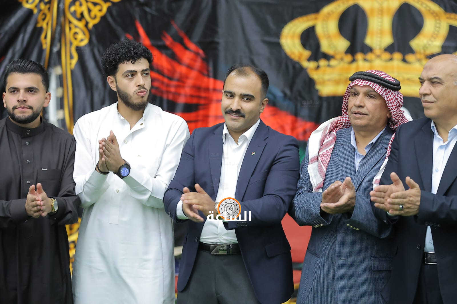 Madar Al-Saa Images 0.16817461155595081