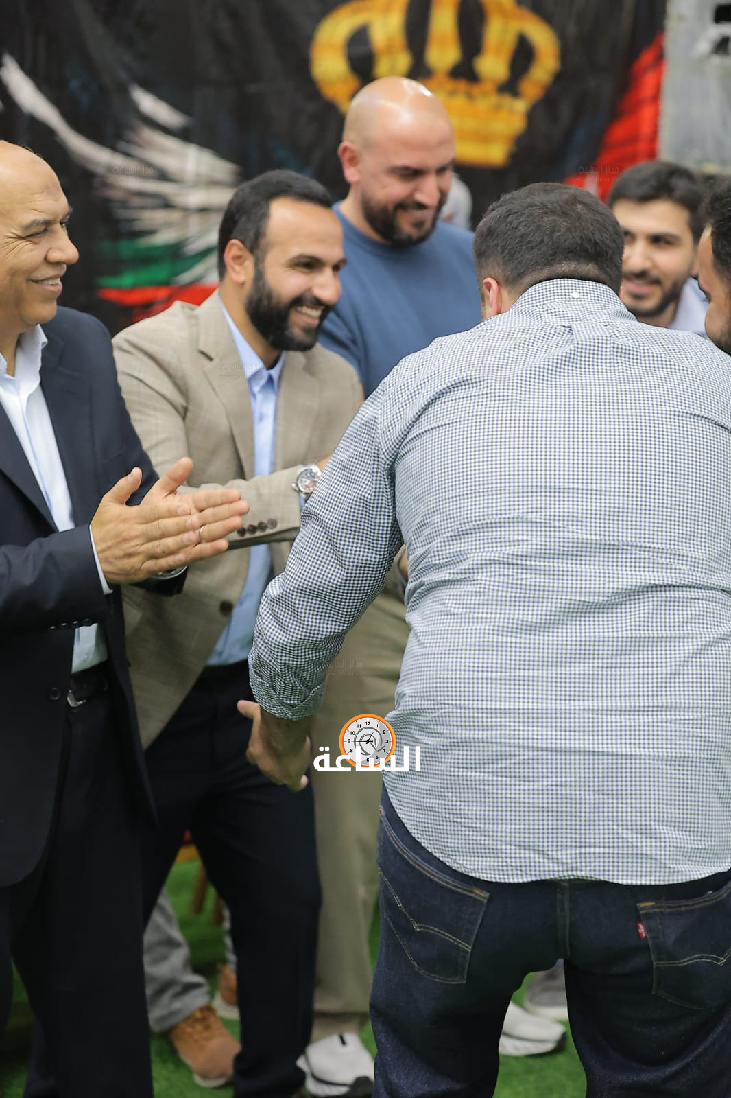 Madar Al-Saa Images 0.7760282754582417