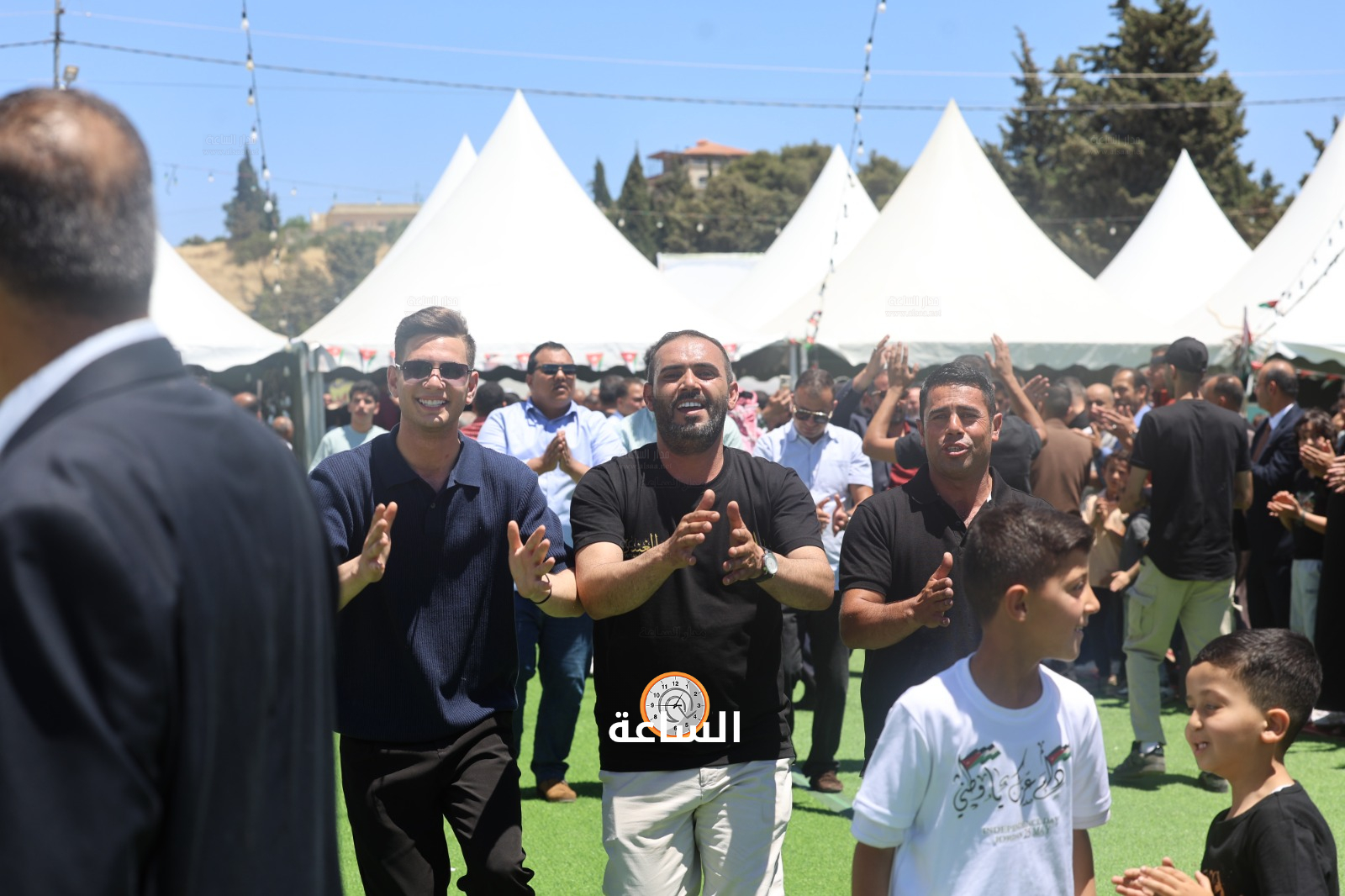 Madar Al-Saa Images 0.7433132646830006
