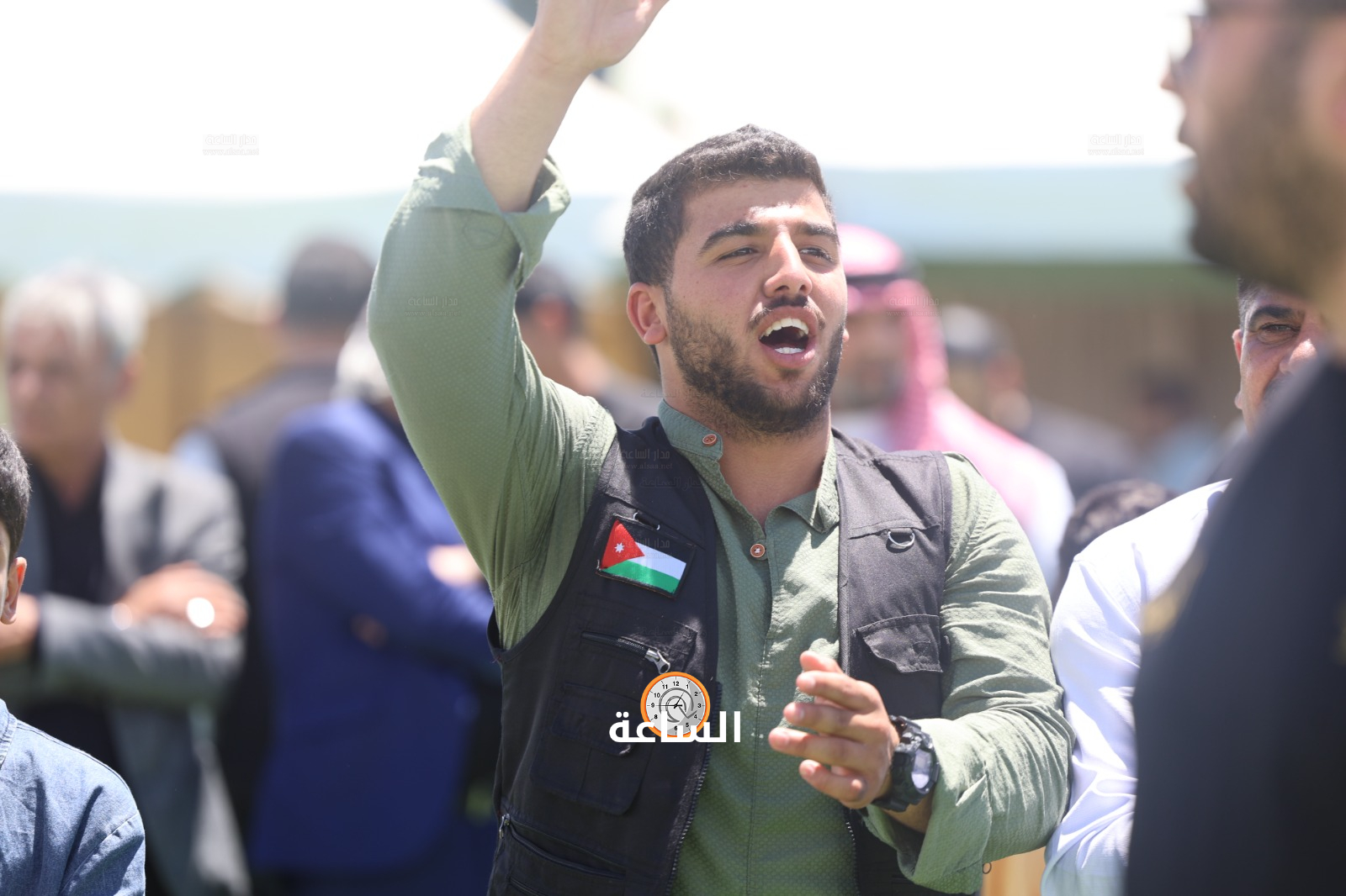 Madar Al-Saa Images 0.150019091234886