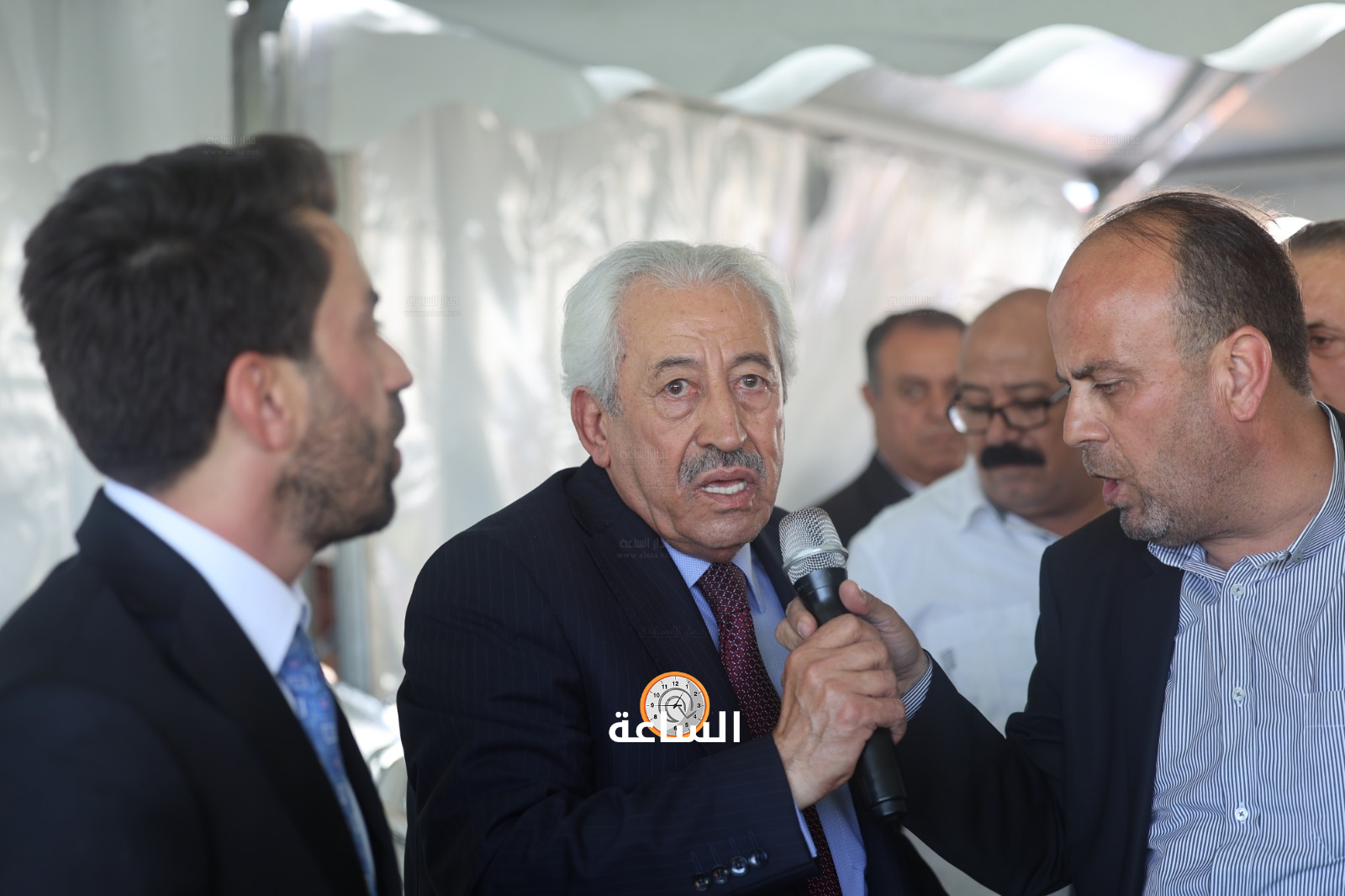 Madar Al-Saa Images 0.6290867393858268
