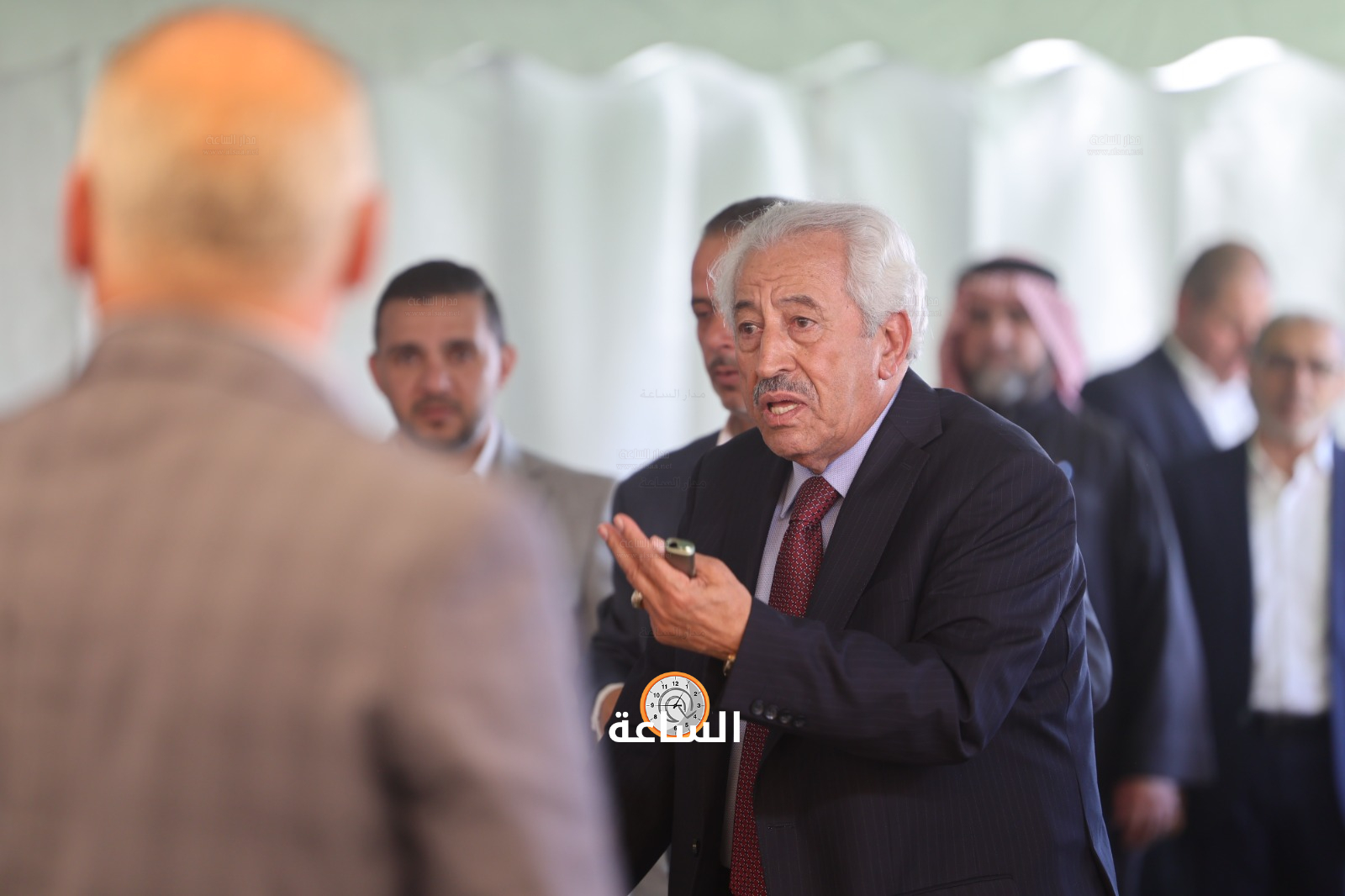 Madar Al-Saa Images 0.17342161160660563