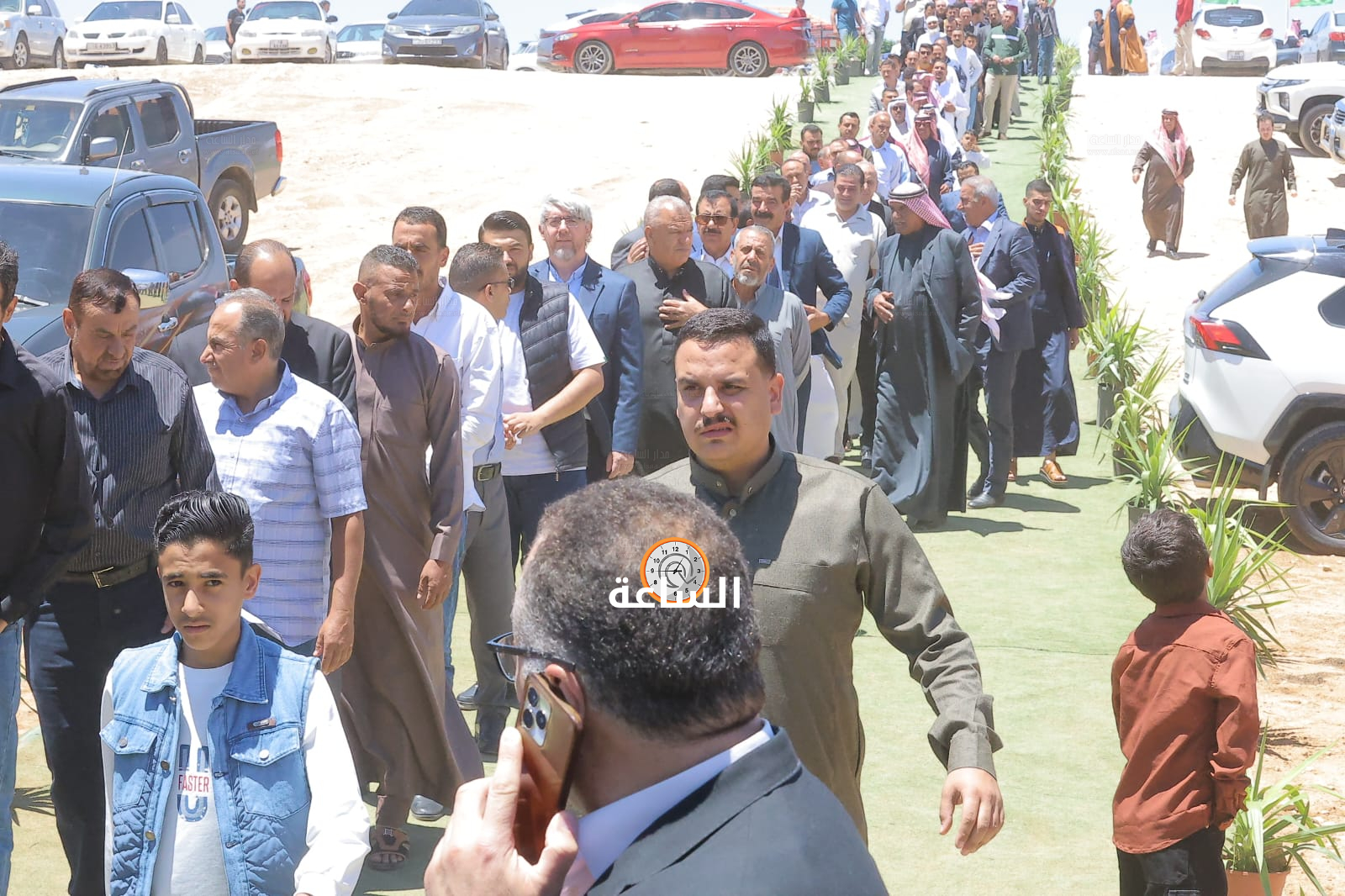 Madar Al-Saa Images 0.8832438389400324