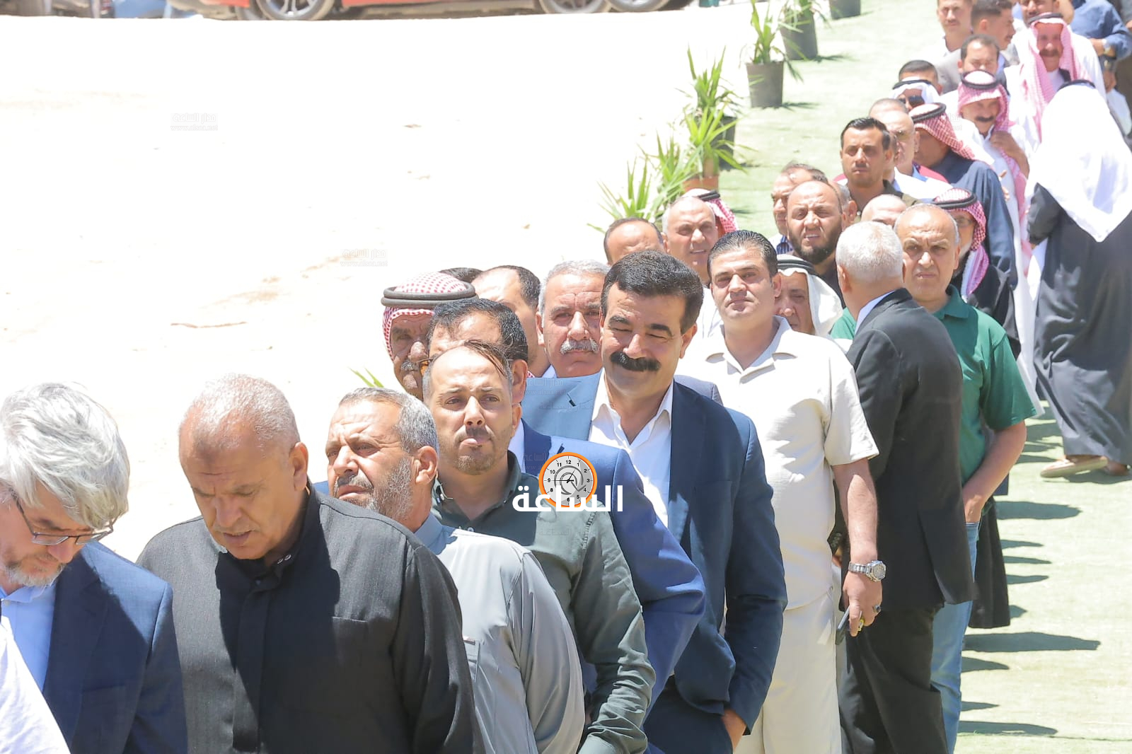 Madar Al-Saa Images 0.44080809796993803