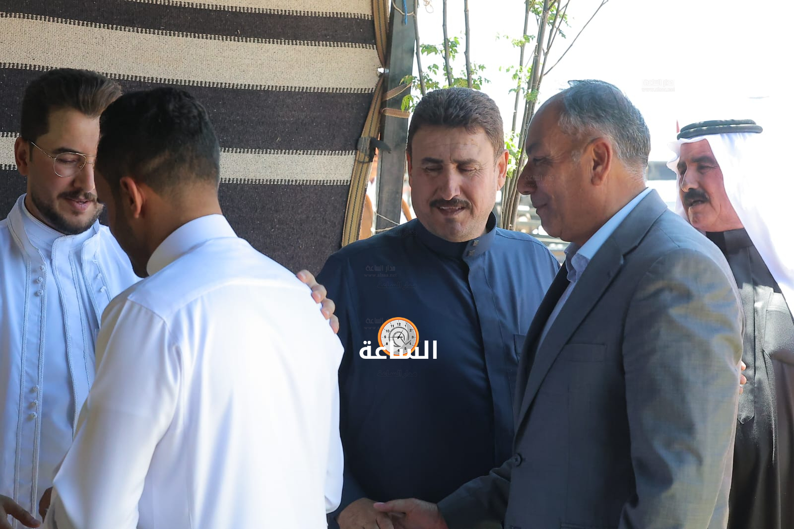 Madar Al-Saa Images 0.584998619812115