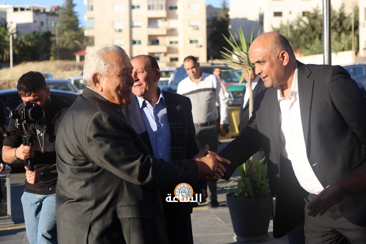 Madar Al-Saa Images 0.23467179099264524