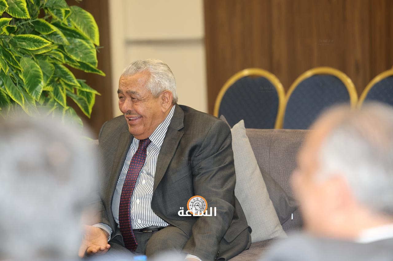 Madar Al-Saa Images 0.7286078775268107