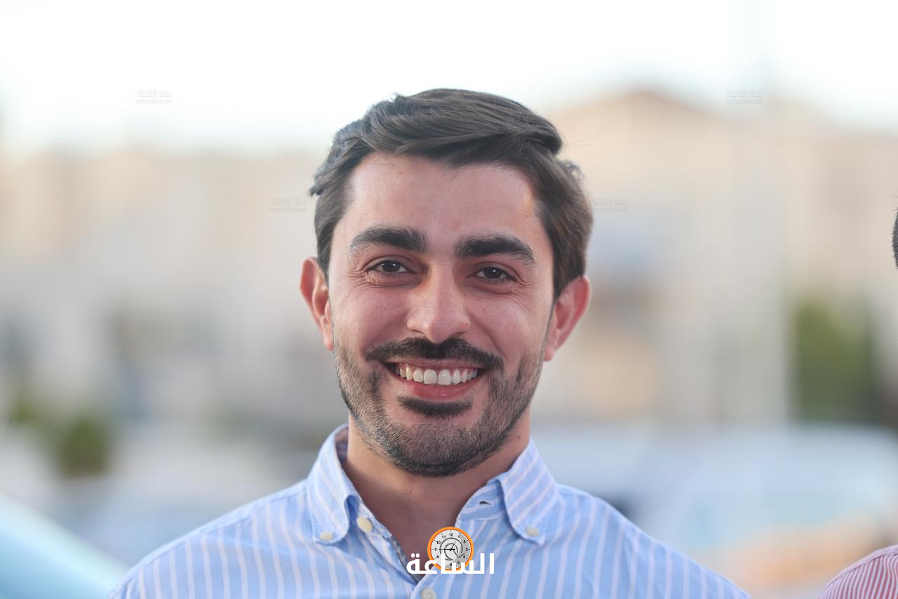 Madar Al-Saa Images 0.0857192459984416