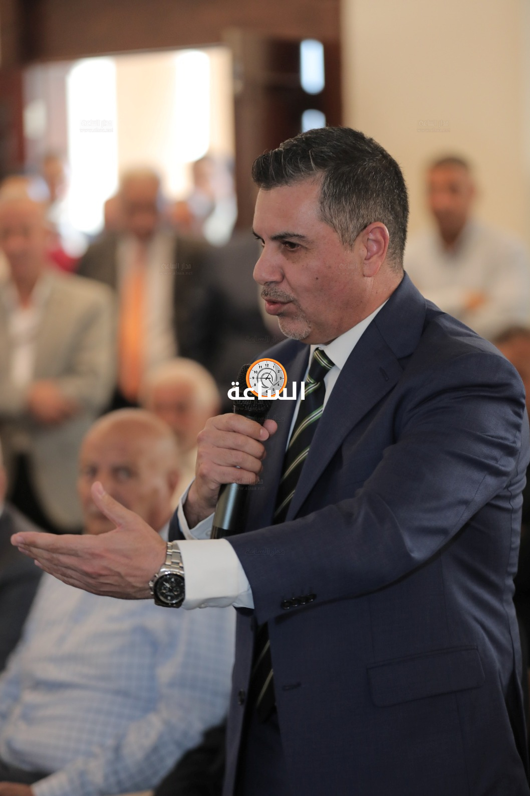 Madar Al-Saa Images 0.9439591147999284