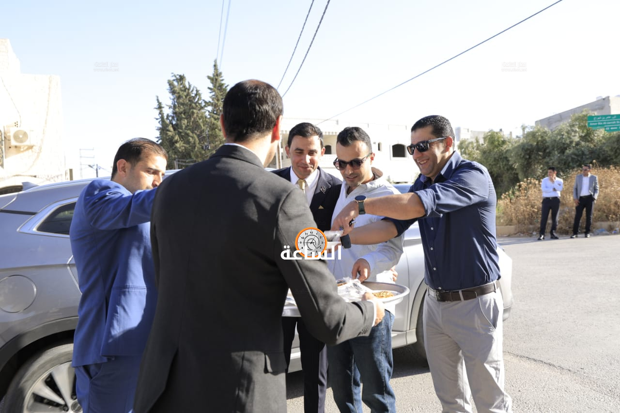 Madar Al-Saa Images 0.9382928616592074