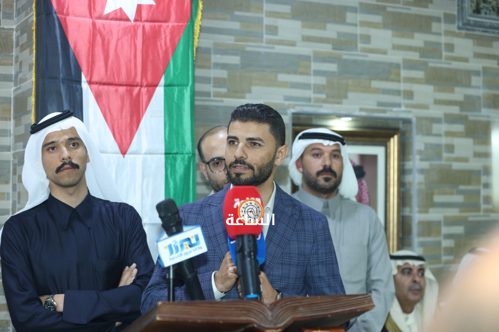 Madar Al-Saa Images 0.849609143804063