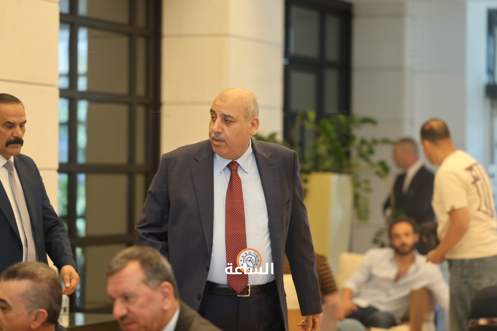 Madar Al-Saa Images 0.22488986089876795
