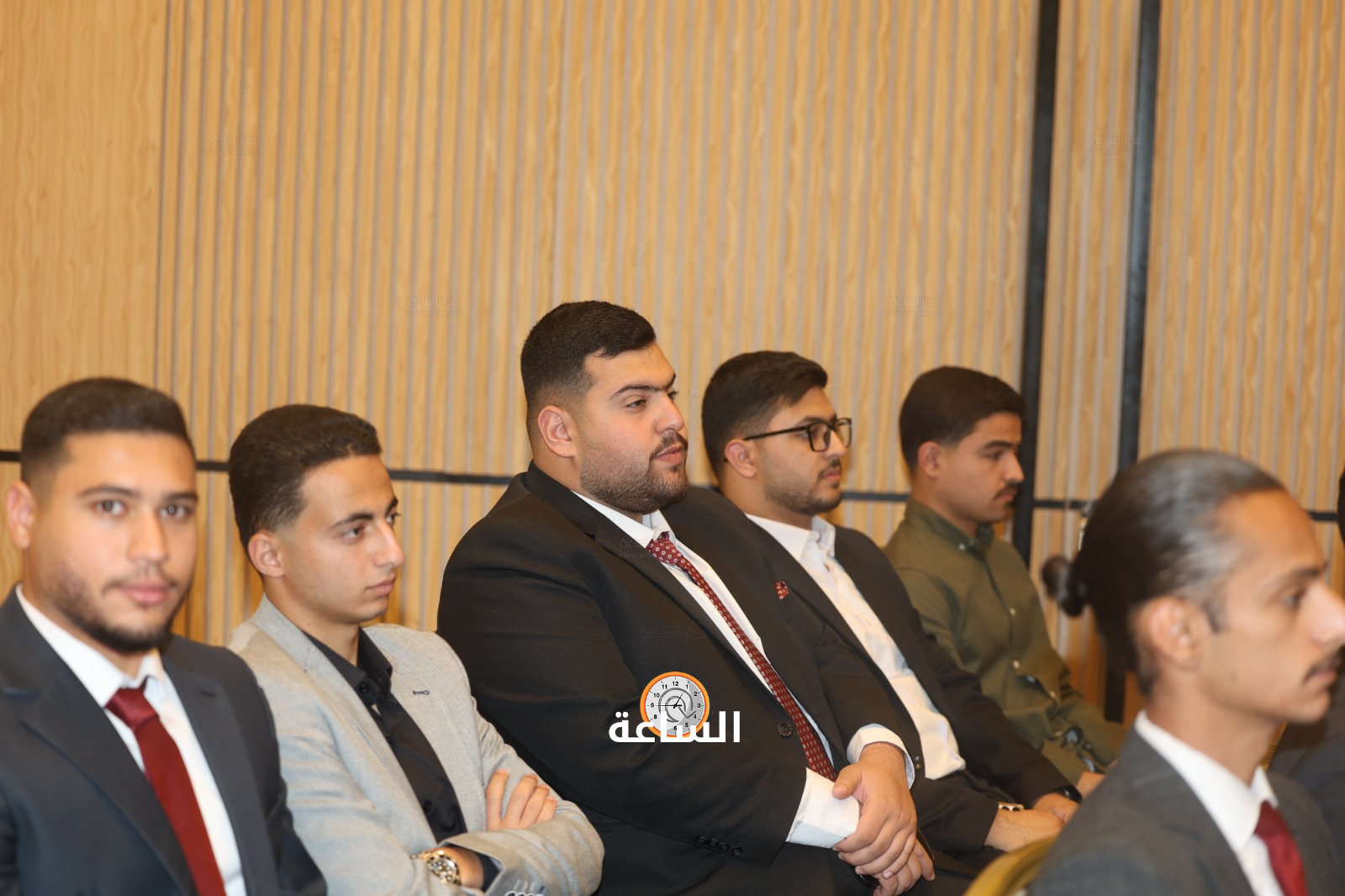 Madar Al-Saa Images 0.40095045577958843