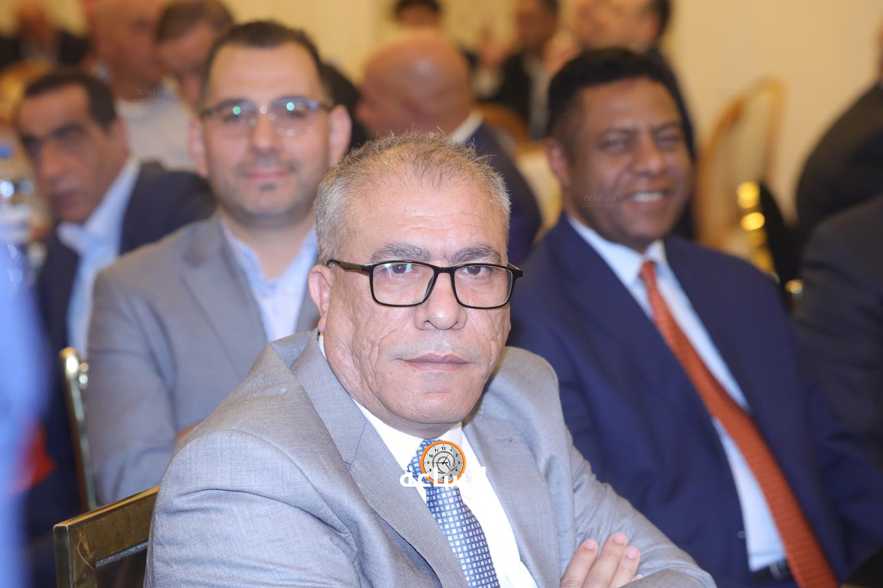 Madar Al-Saa Images 0.005739660112039635