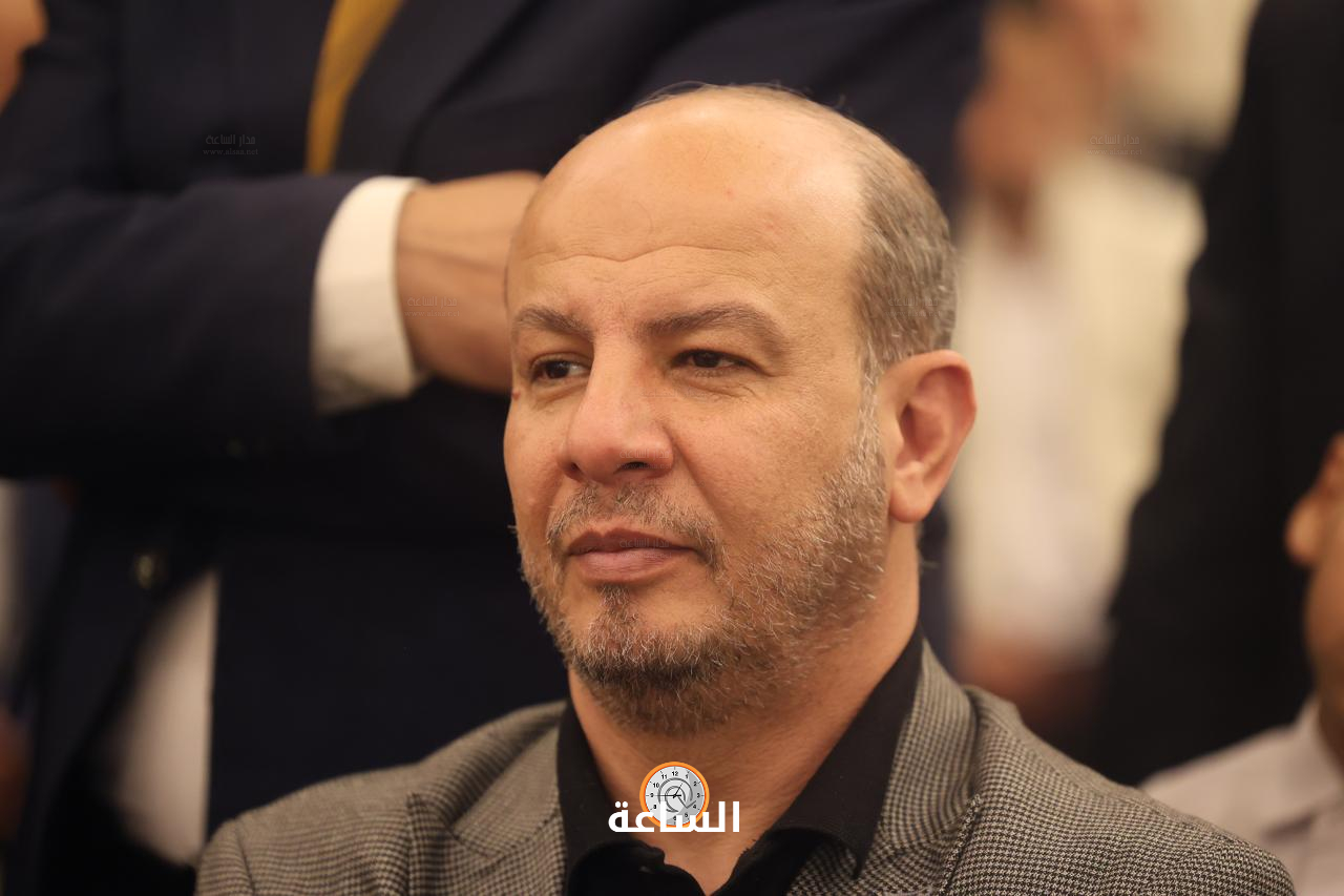 Madar Al-Saa Images 0.9396244488613799