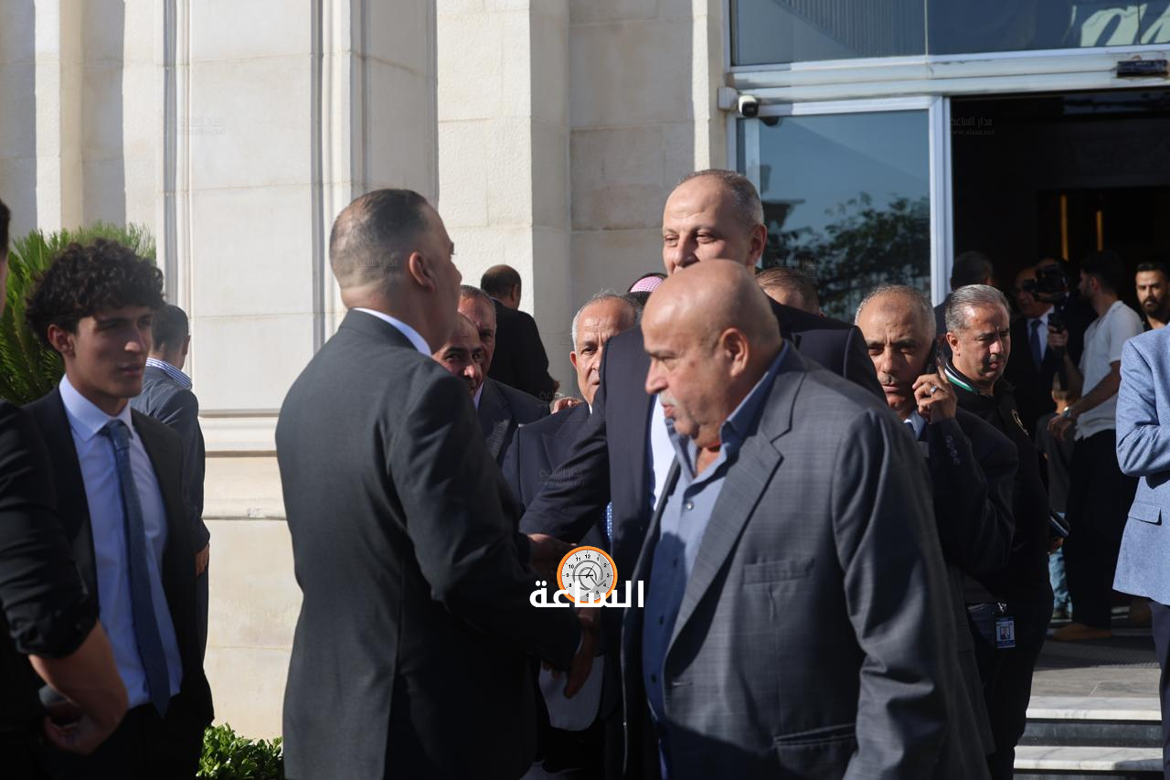Madar Al-Saa Images 0.21758272175464766
