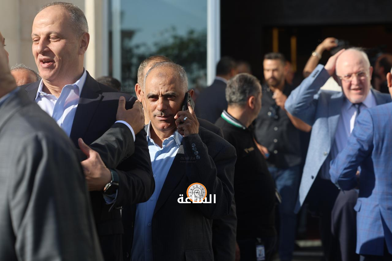 Madar Al-Saa Images 0.37955365014184106