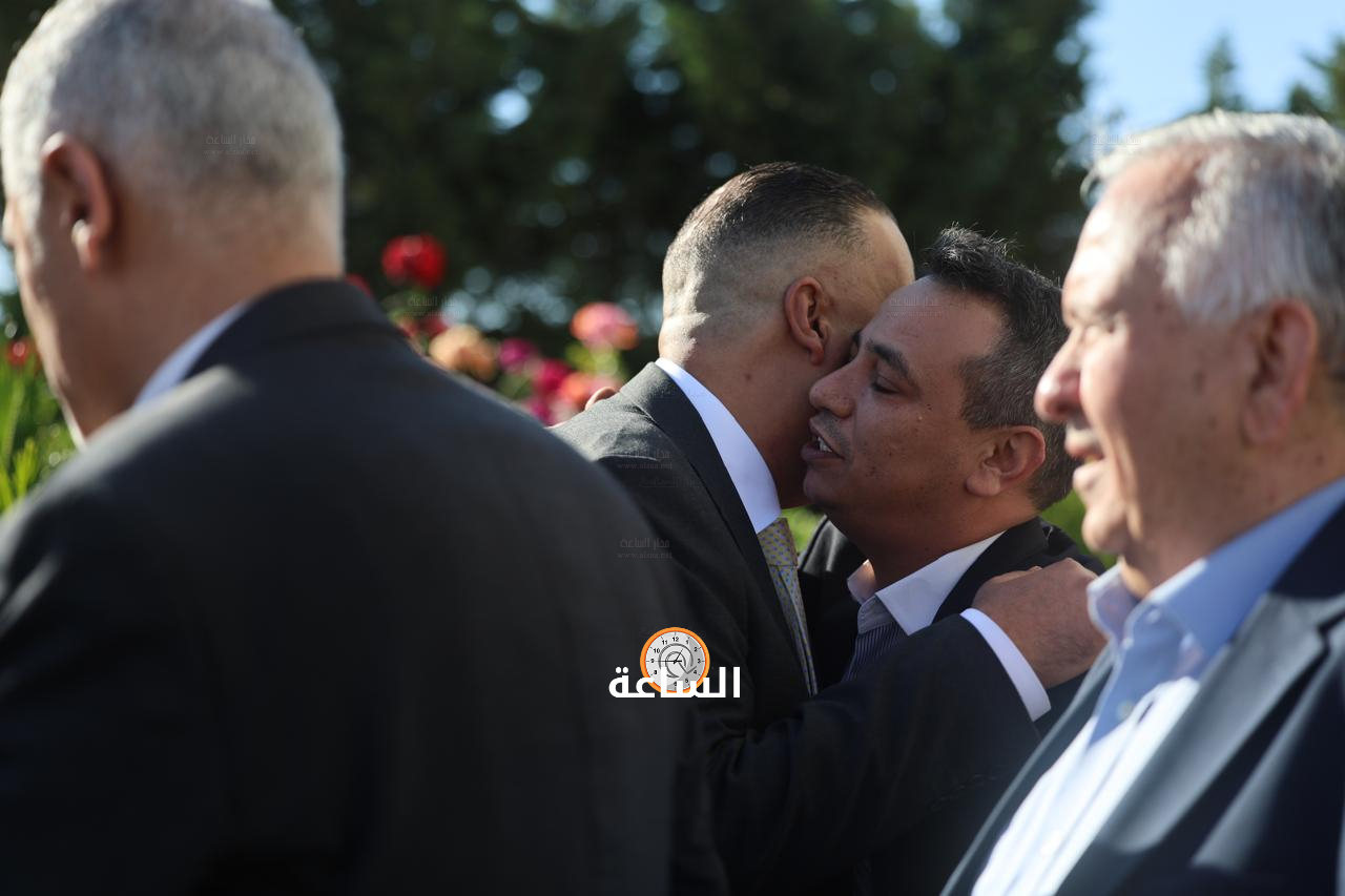 Madar Al-Saa Images 0.7426405472239701