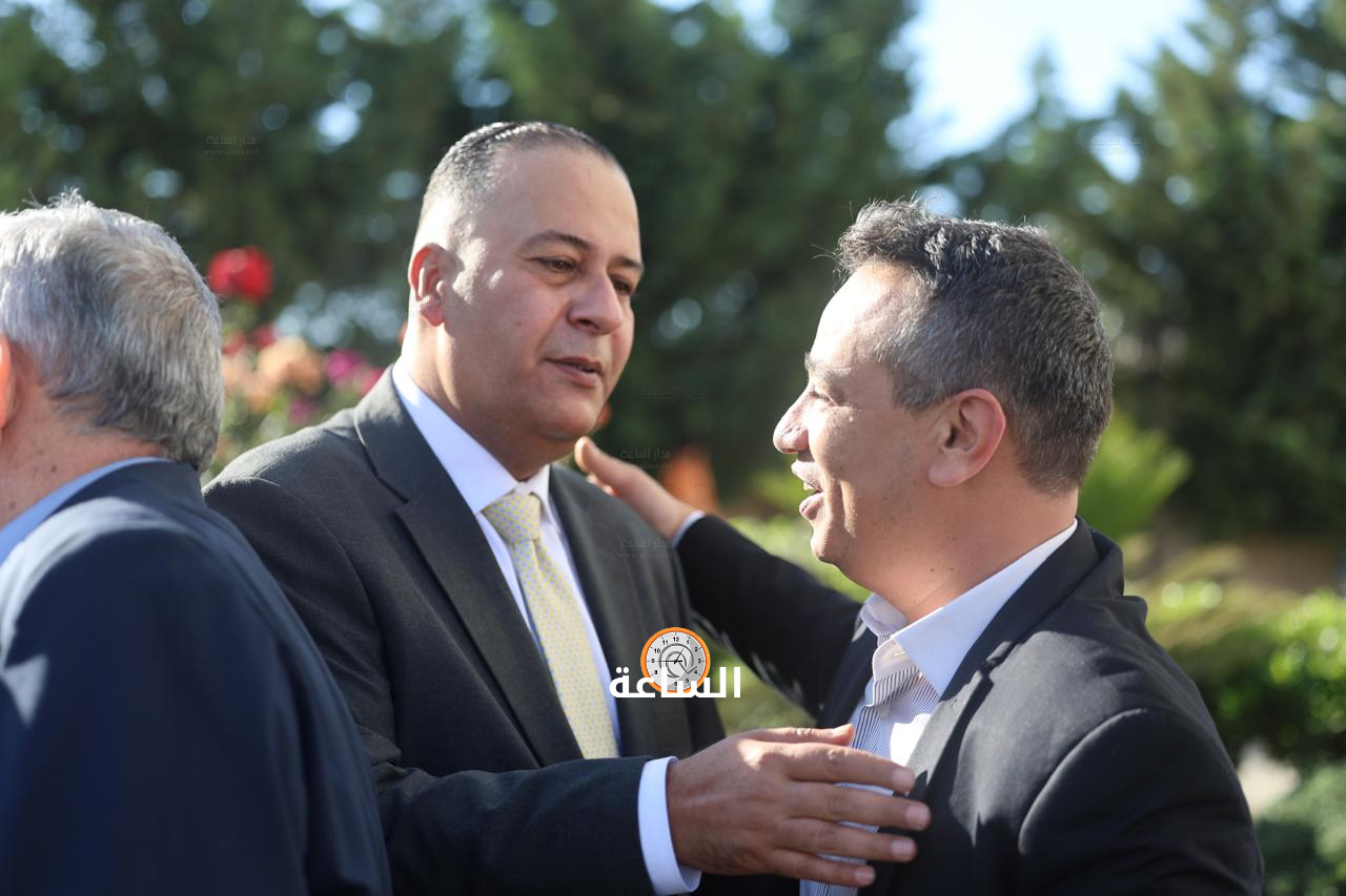 Madar Al-Saa Images 0.9478123410893219