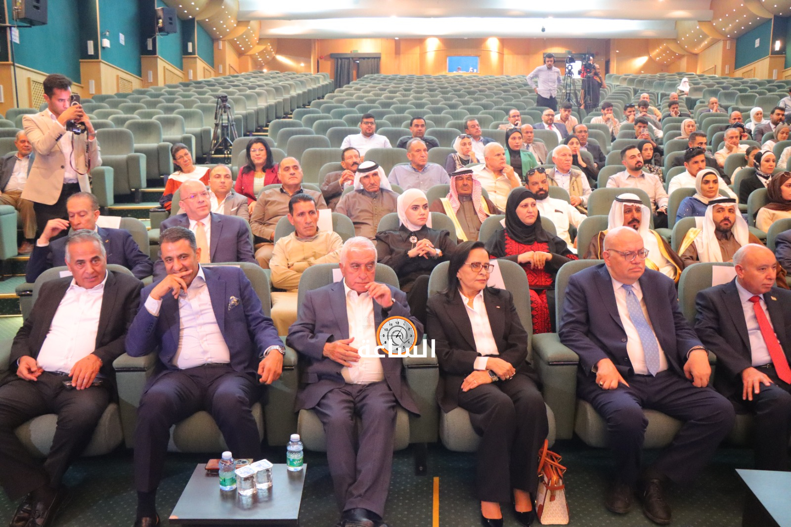 Madar Al-Saa Images 0.9706430298181283