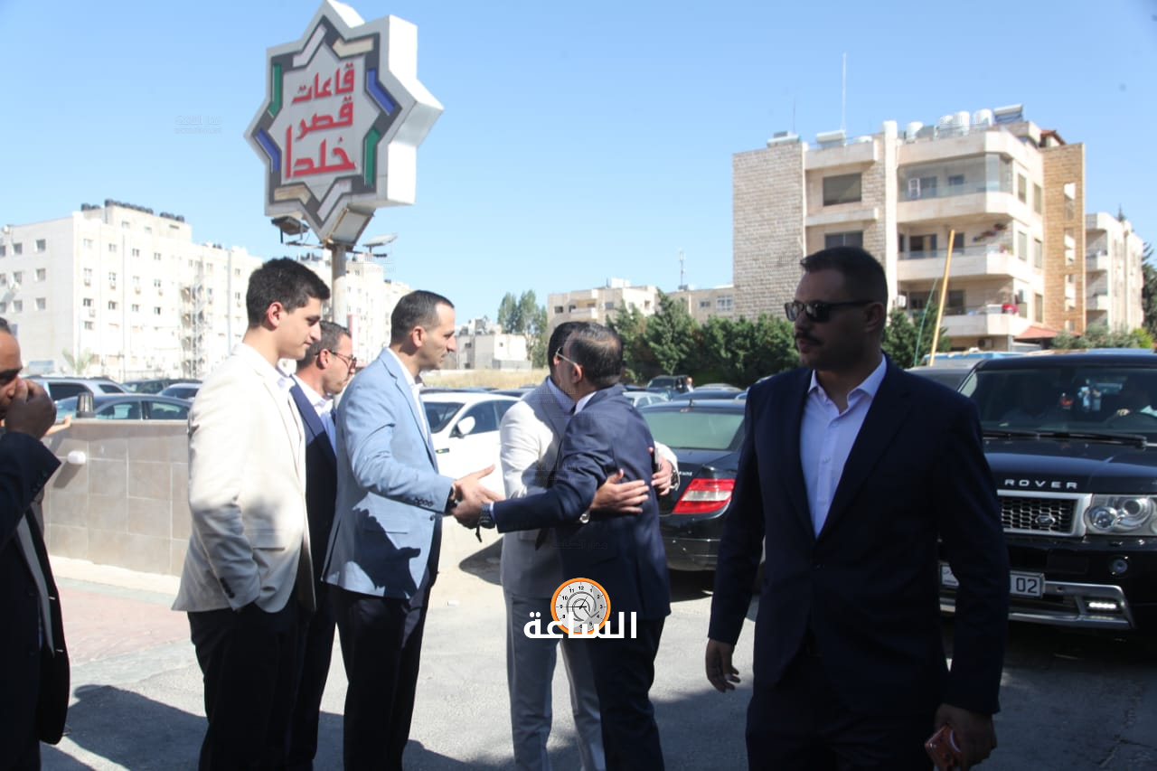 Madar Al-Saa Images 0.3182408647458439