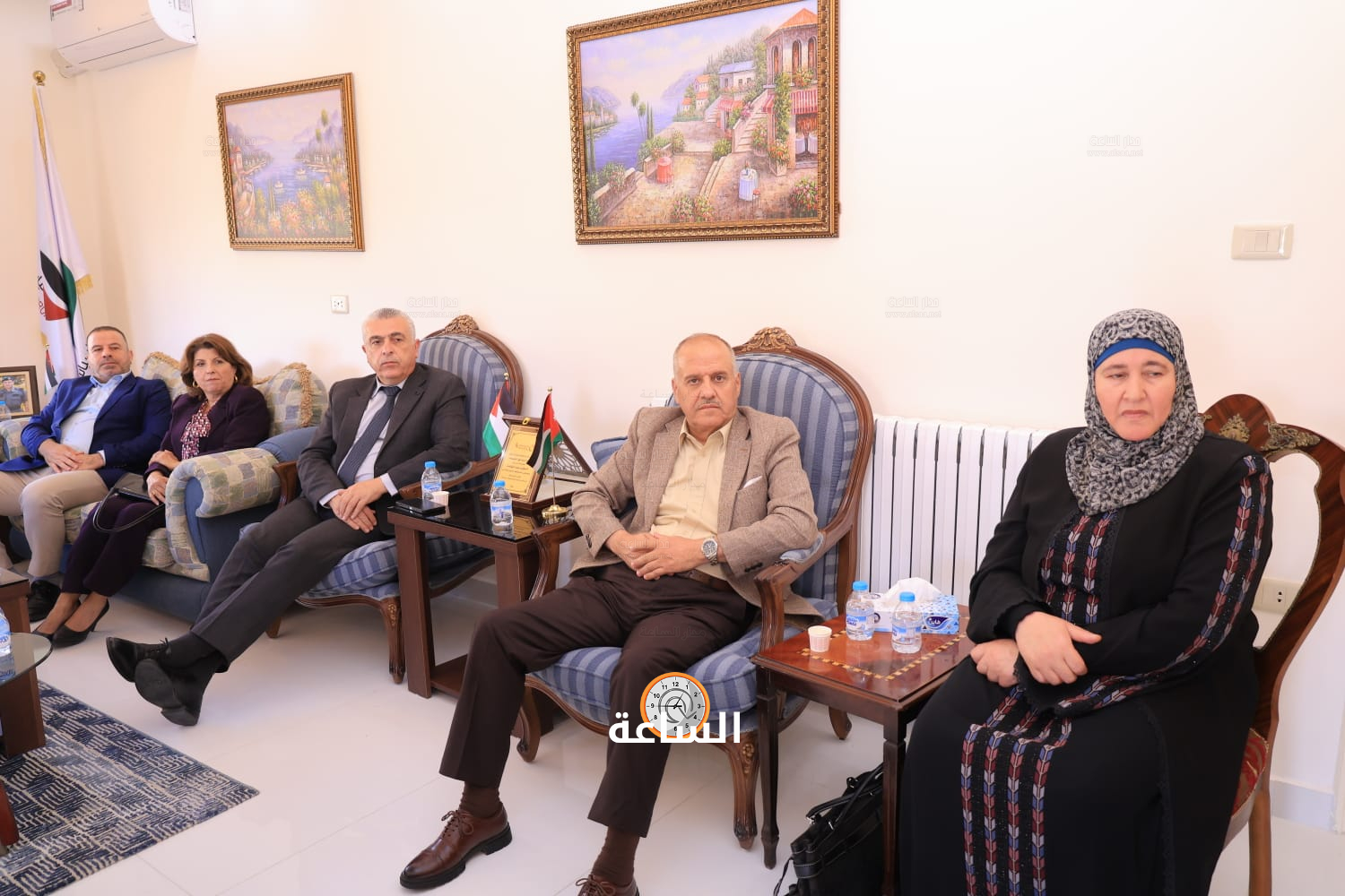Madar Al-Saa Images 0.44911601857633565