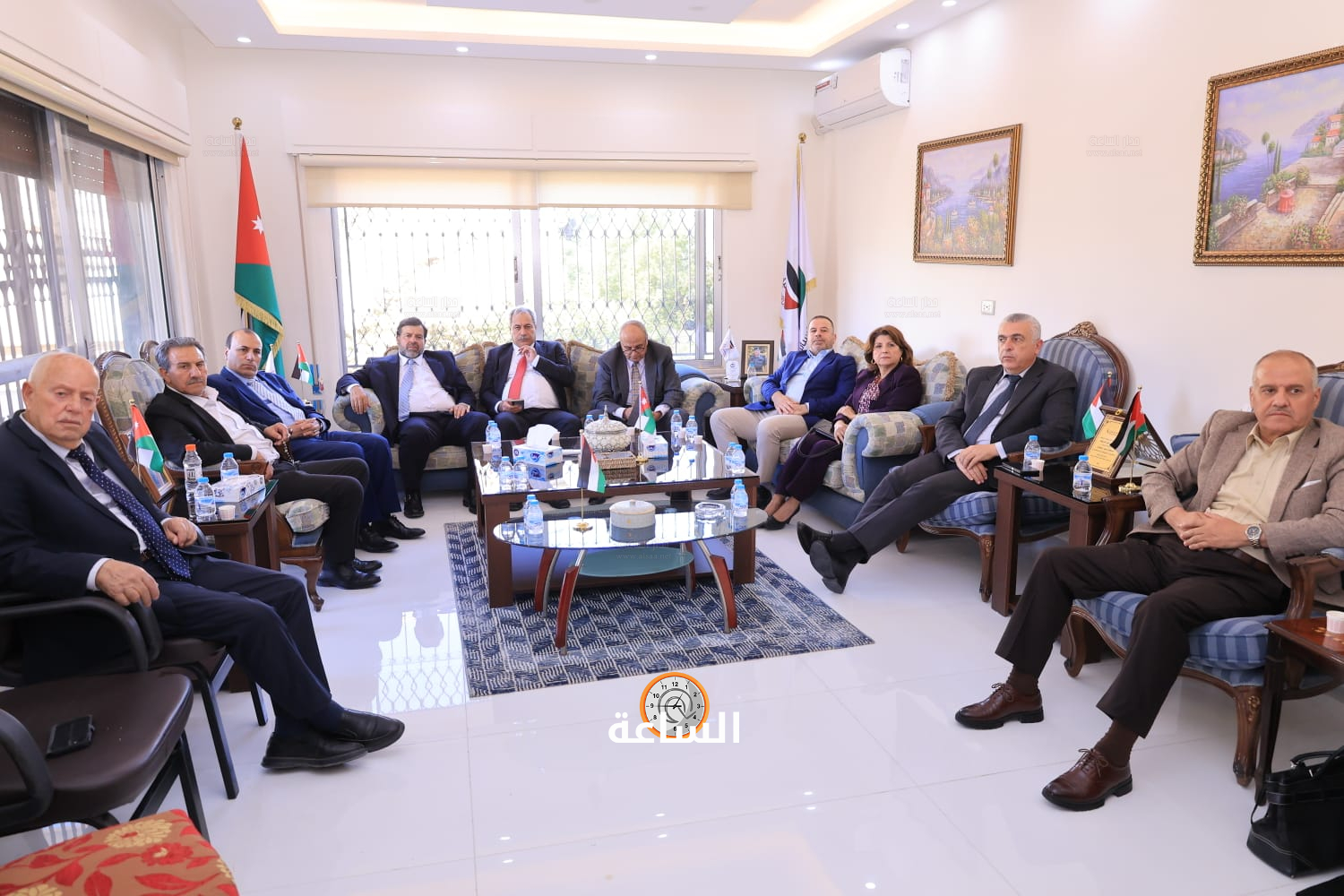 Madar Al-Saa Images 0.3786988712392221