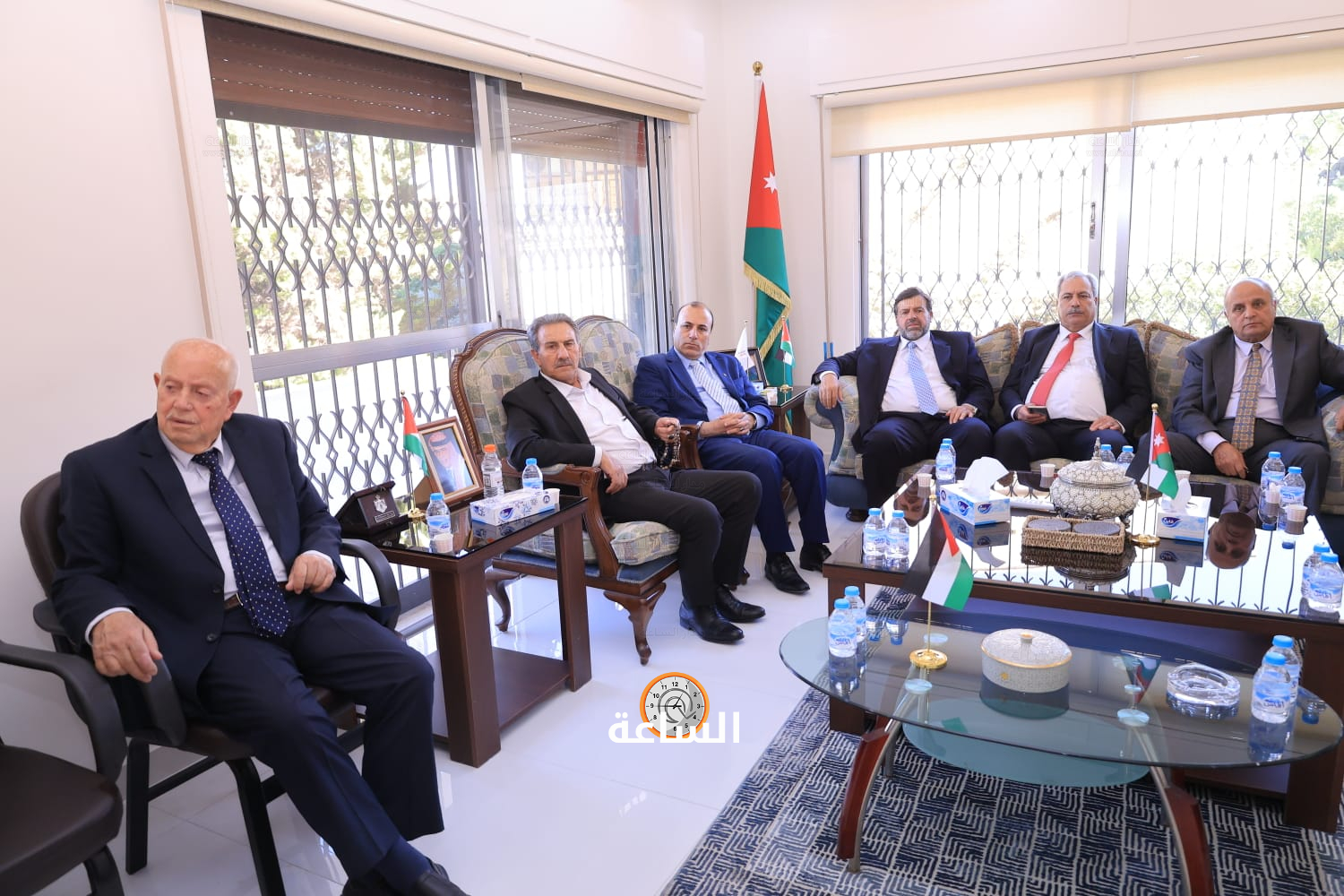 Madar Al-Saa Images 0.6926524539020847