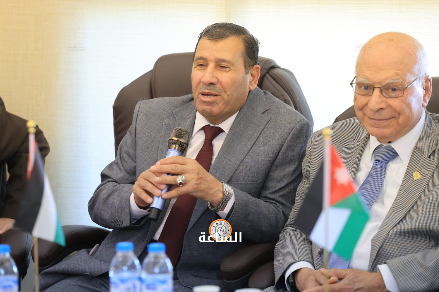 Madar Al-Saa Images 0.004663340887902323