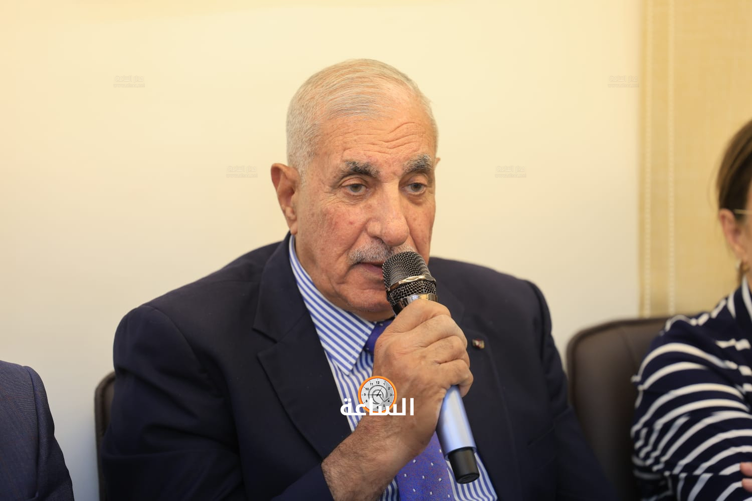 Madar Al-Saa Images 0.9024242050328567