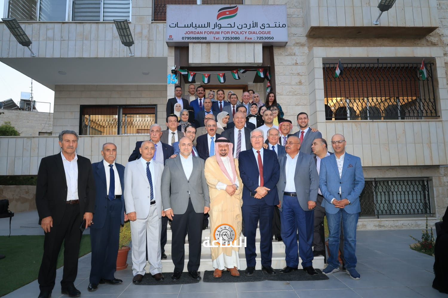 Madar Al-Saa Images 0.24417354310288653