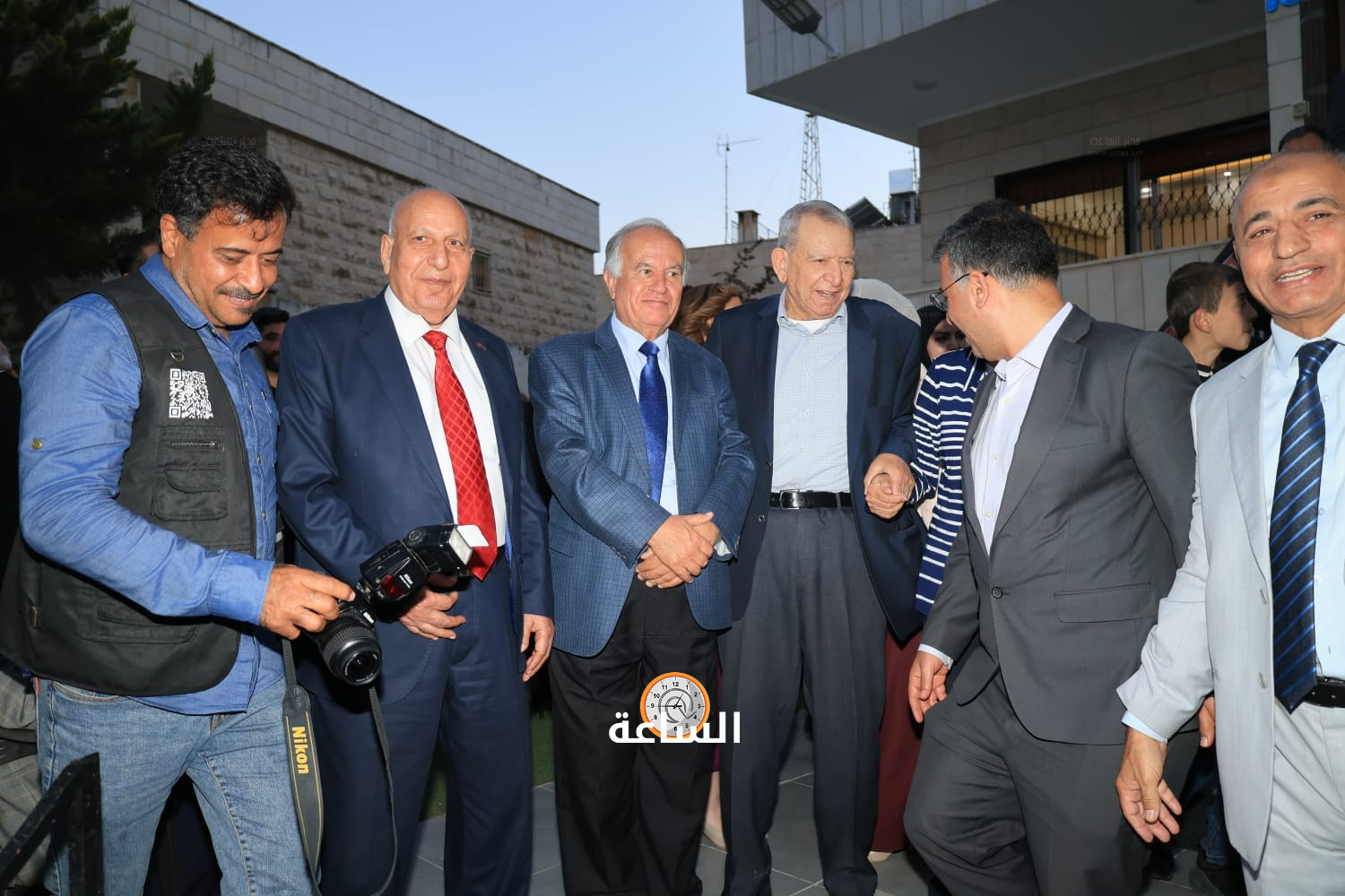 Madar Al-Saa Images 0.7990992870888
