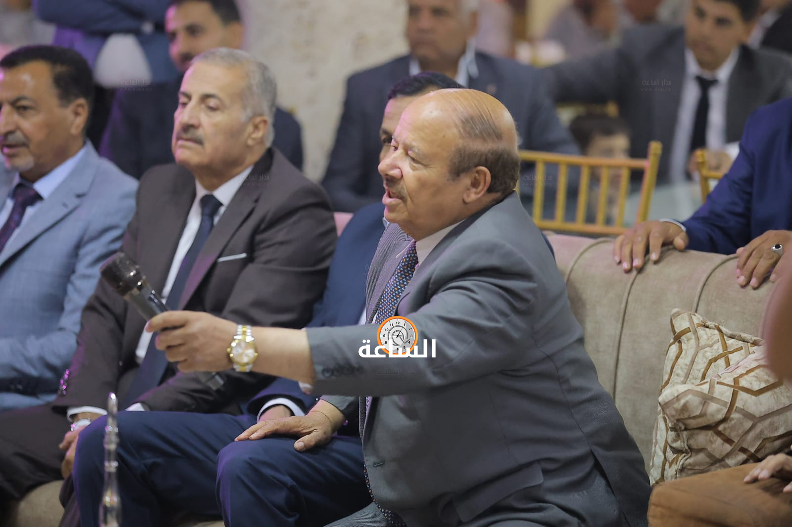 Madar Al-Saa Images 0.9744957186003184