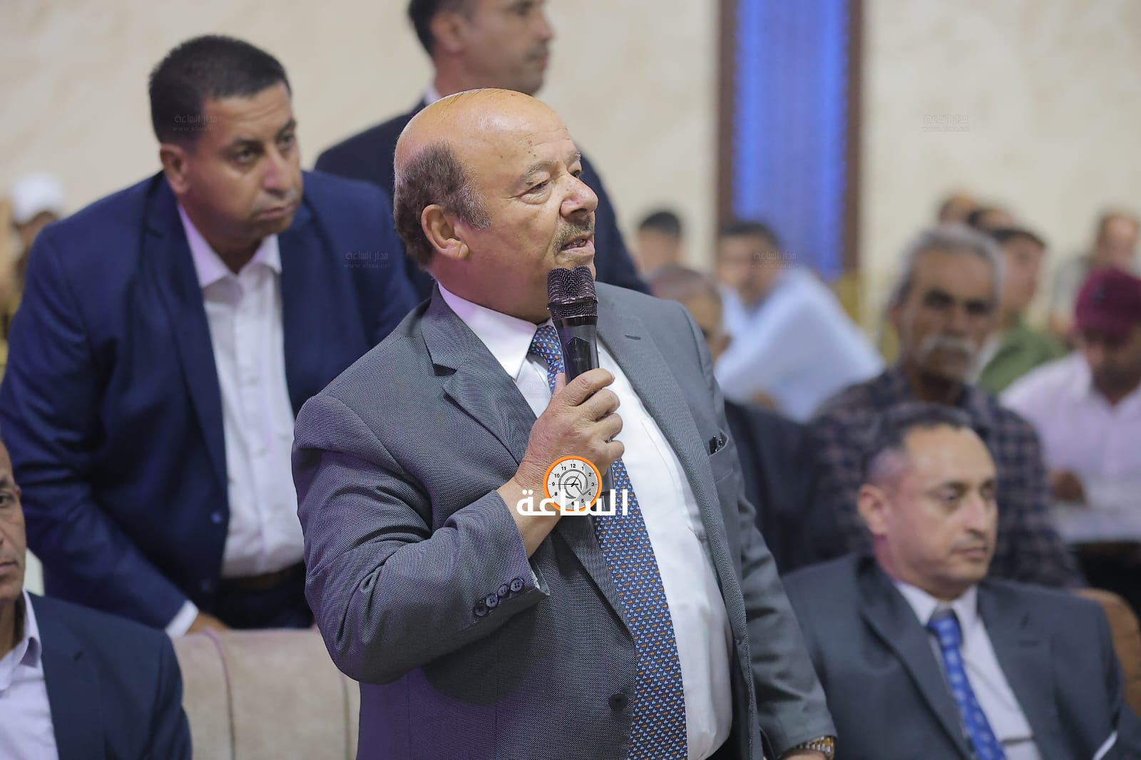 Madar Al-Saa Images 0.814718678104241