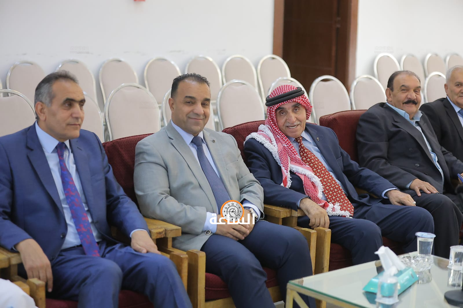 Madar Al-Saa Images 0.9268120671656873