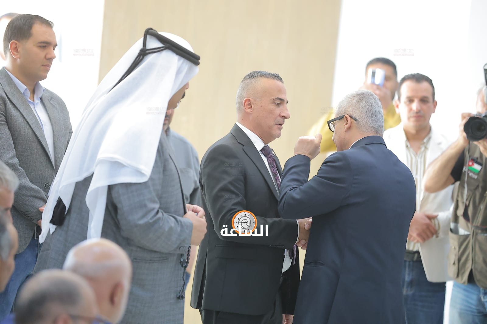 Madar Al-Saa Images 0.047148725669226565