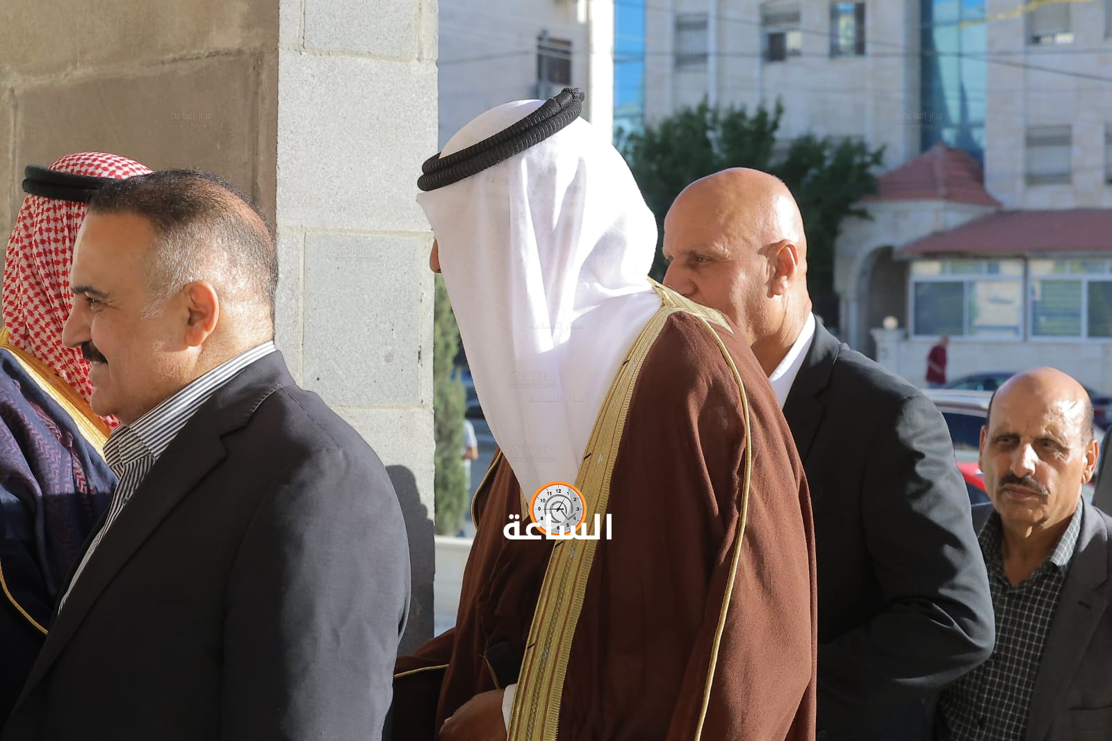 Madar Al-Saa Images 0.4835341317635242
