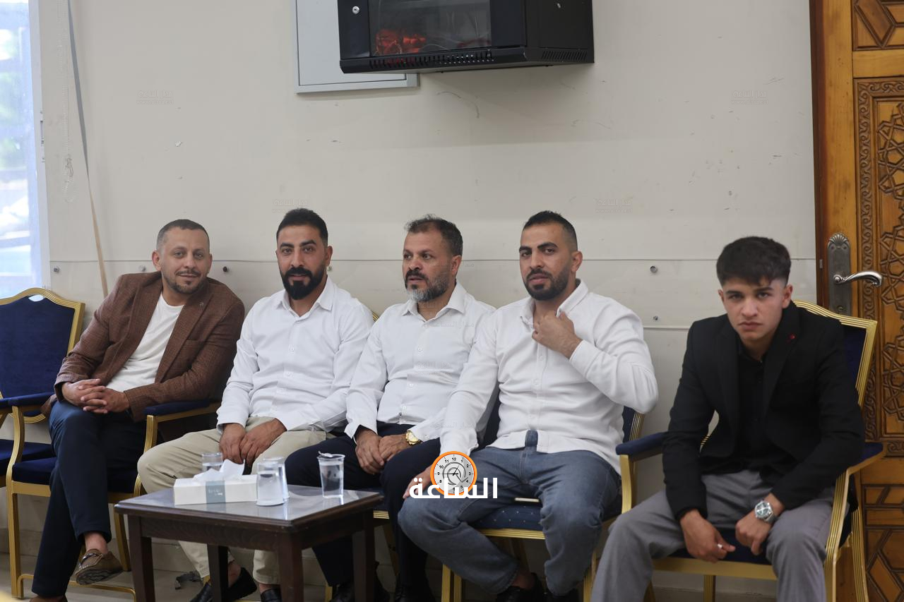 Madar Al-Saa Images 0.155971559020608