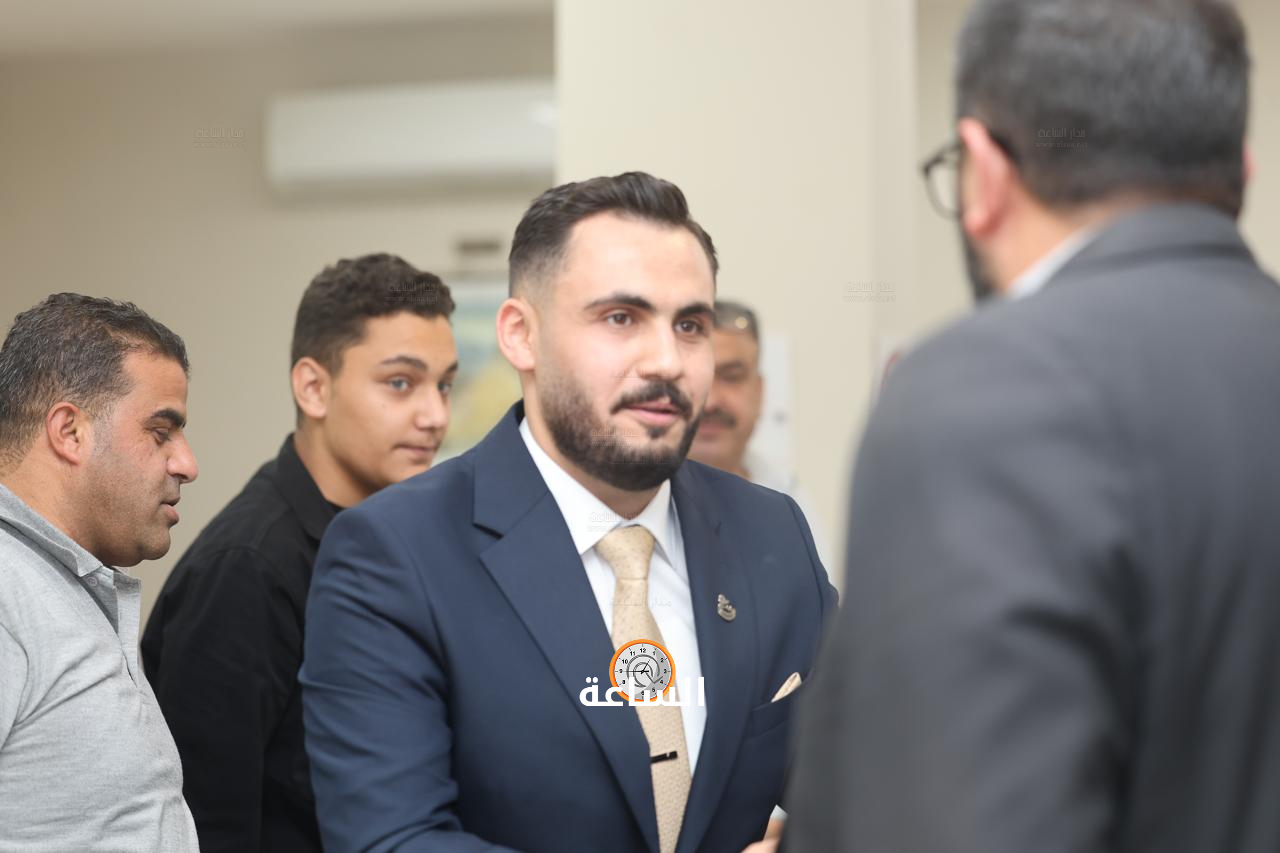 Madar Al-Saa Images 0.18436248442849557