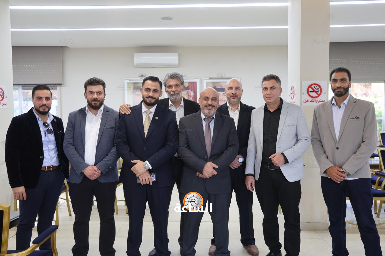 Madar Al-Saa Images 0.5961160005909086