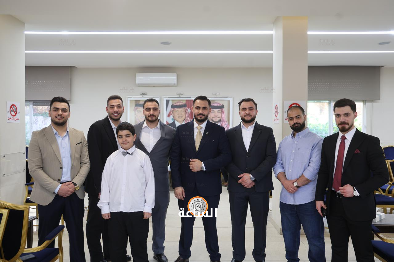 Madar Al-Saa Images 0.39806393950781904