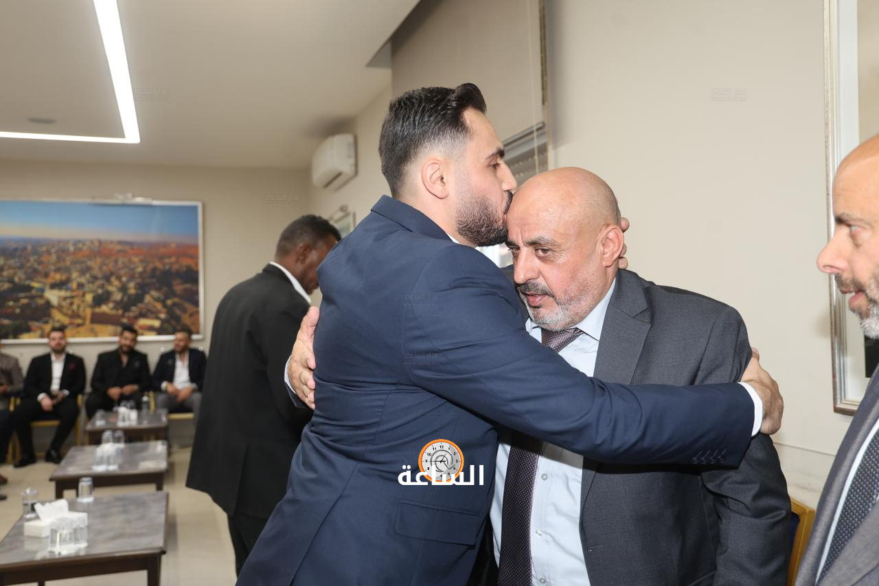 Madar Al-Saa Images 0.8581347681987533