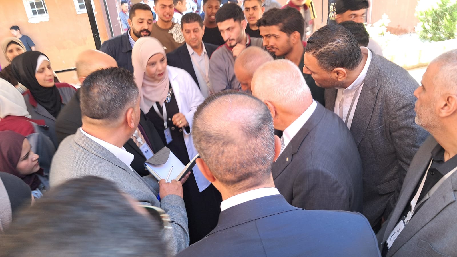 Madar Al-Saa Images 0.33757836642750416