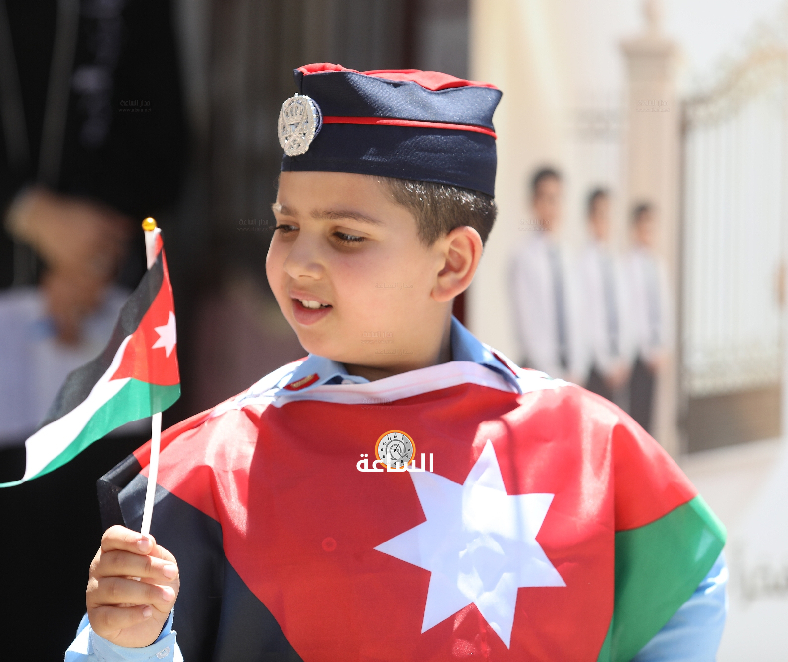 Madar Al-Saa Images 0.24103144119963738