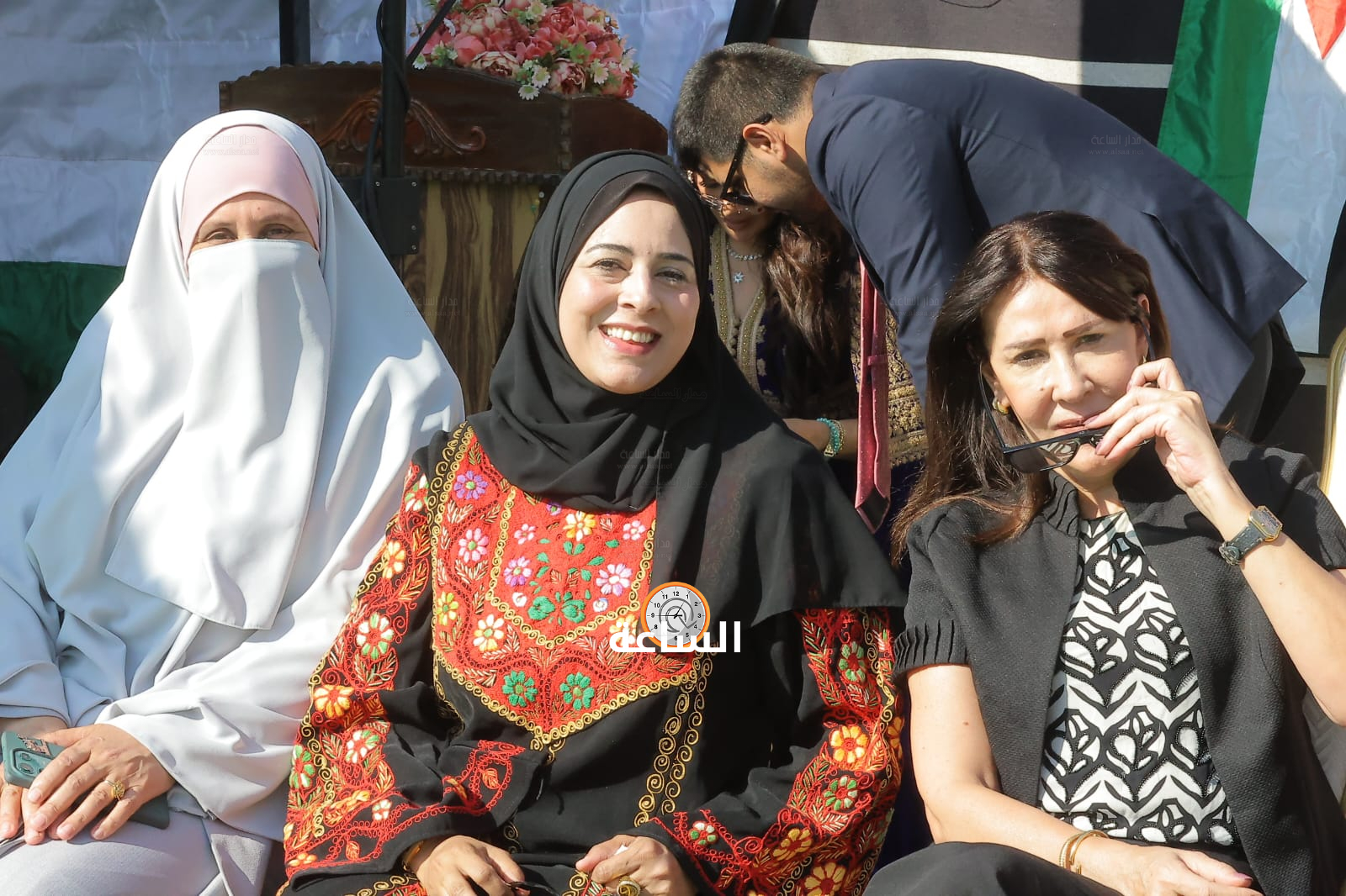 Madar Al-Saa Images 0.0742970230052089