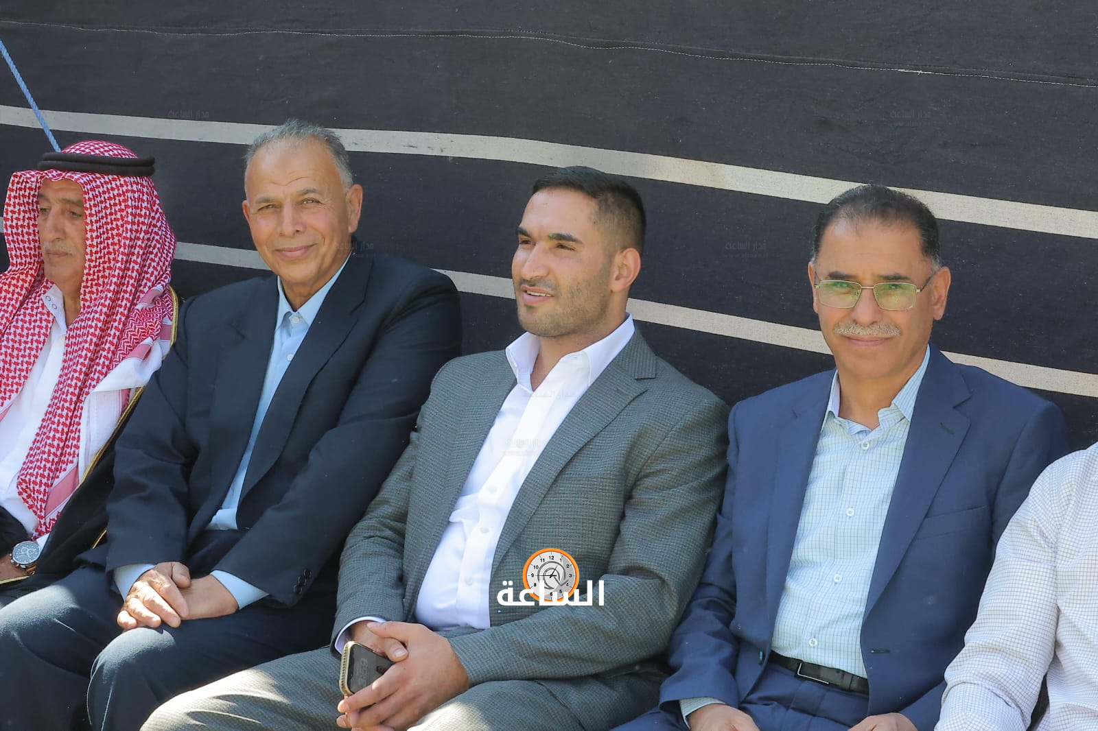 Madar Al-Saa Images 0.17082457960624486