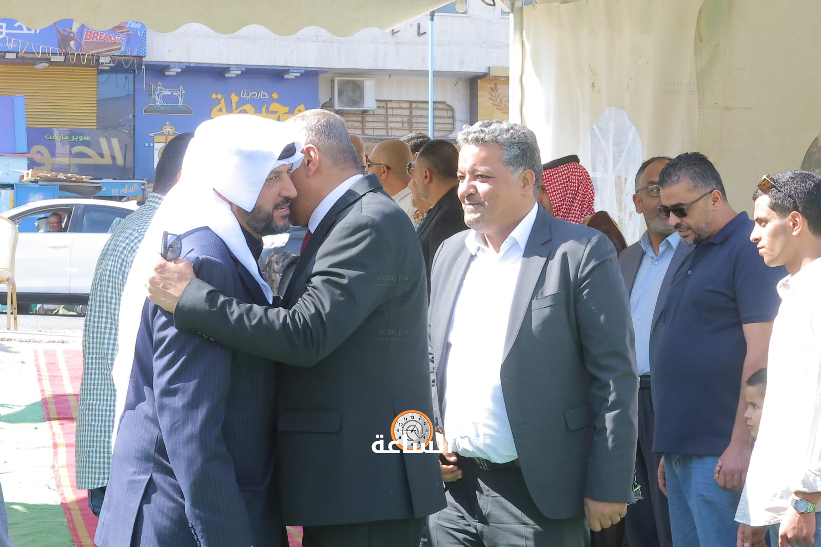 Madar Al-Saa Images 0.4814198660857222